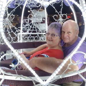 Meet your Posher, Robin